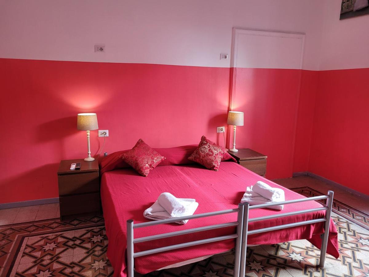 Relax On 247 Hostel Рим Екстериор снимка