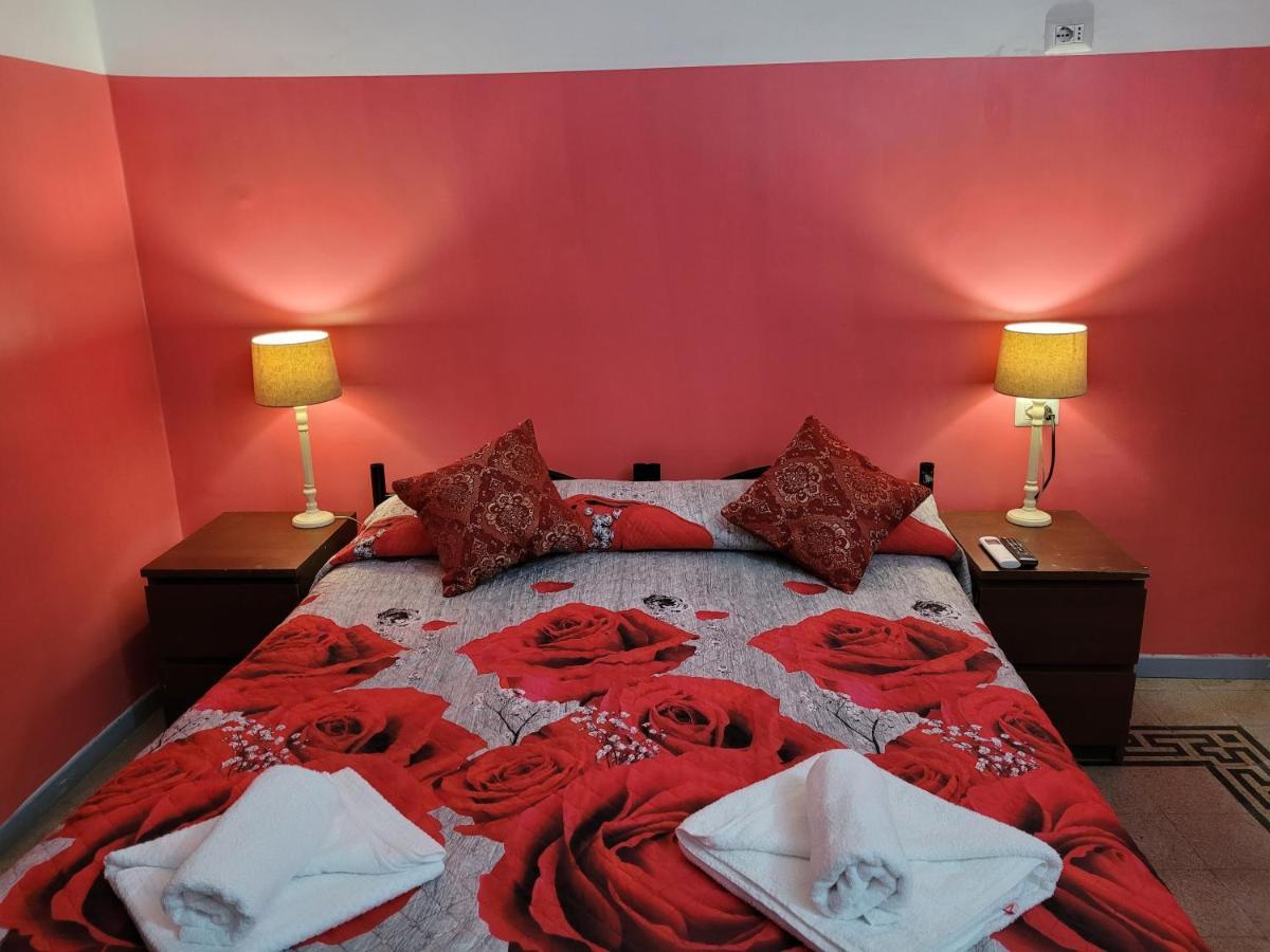 Relax On 247 Hostel Рим Екстериор снимка