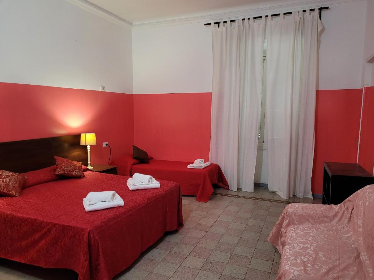 Relax On 247 Hostel Рим Екстериор снимка