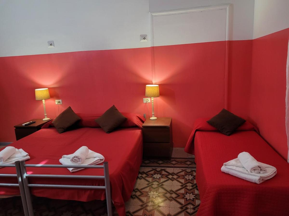 Relax On 247 Hostel Рим Екстериор снимка