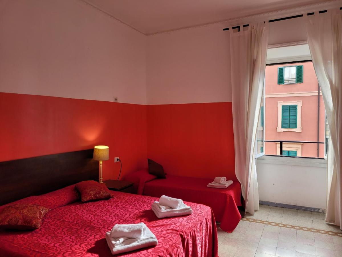 Relax On 247 Hostel Рим Екстериор снимка