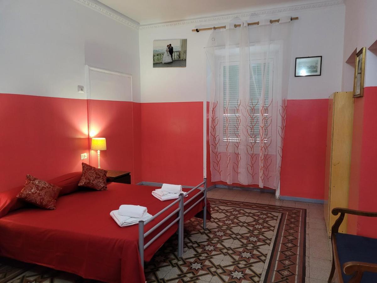 Relax On 247 Hostel Рим Екстериор снимка