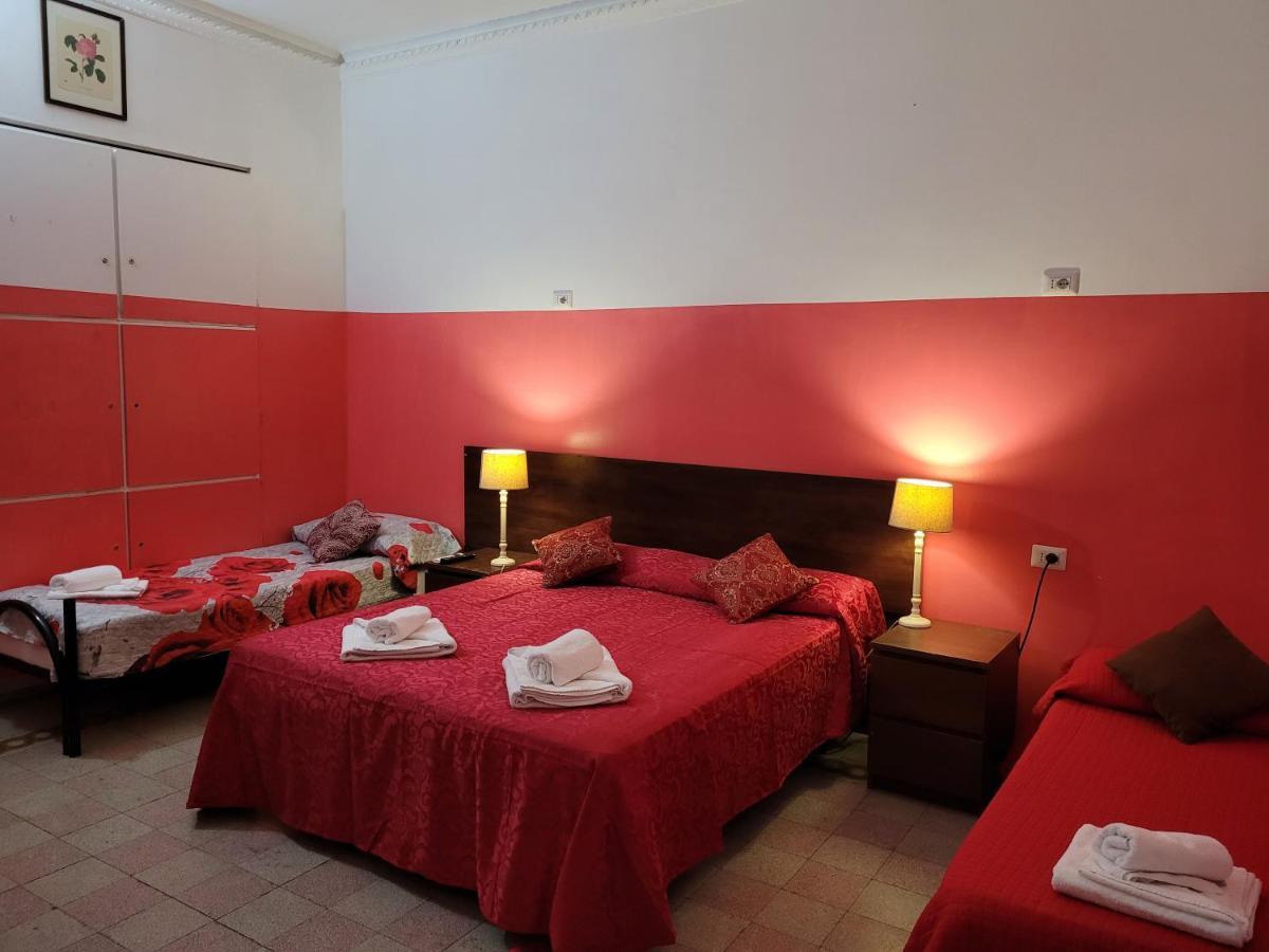 Relax On 247 Hostel Рим Екстериор снимка