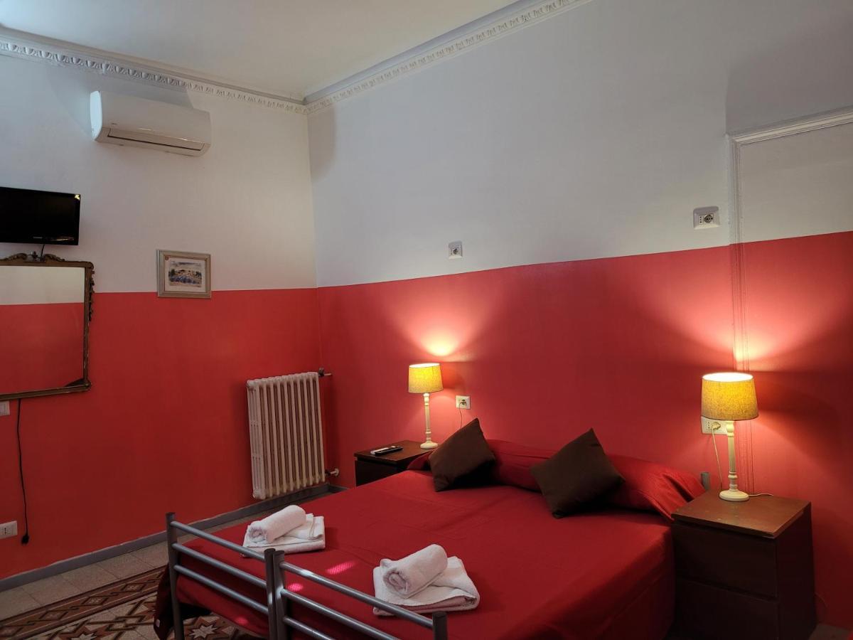 Relax On 247 Hostel Рим Екстериор снимка