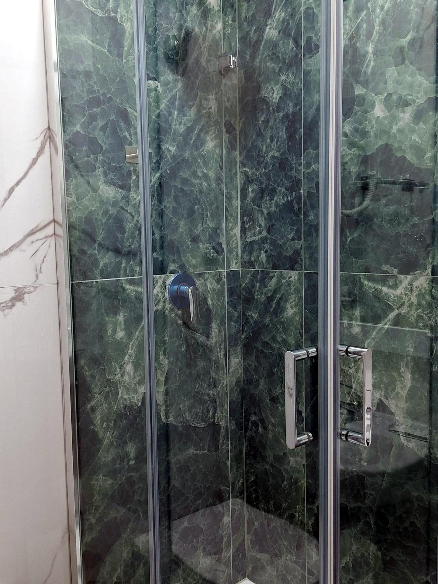 Relax On 247 Hostel Рим Екстериор снимка